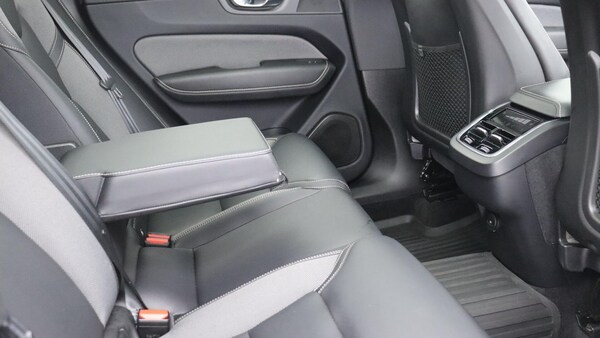 Used Volvo XC60 2021 for sale - 76270511: Photo 33