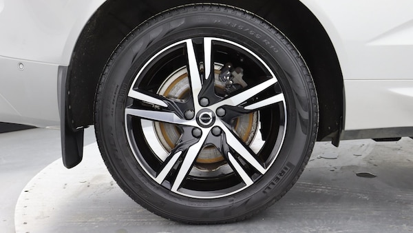 Used Volvo XC60 2021 for sale - 76270511: Photo 9