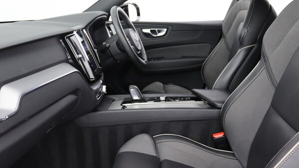 Used Volvo XC60 2022 for sale - 75647272: Photo 42
