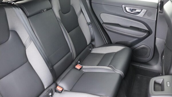 Used Volvo XC60 2022 for sale - 75647272: Photo 6