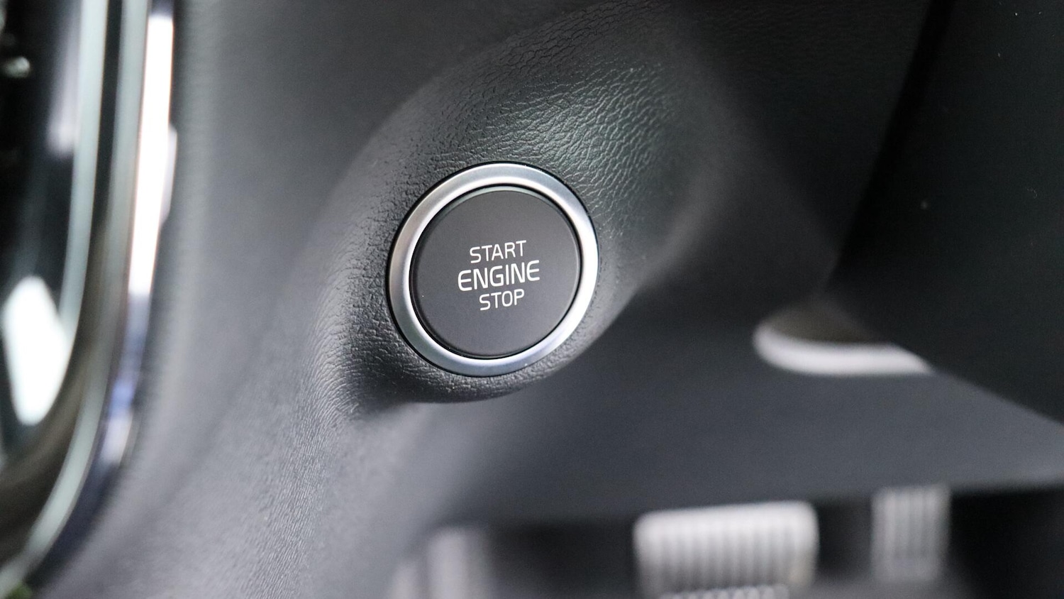 Used Volvo XC40 2023 for sale - 76158568: Photo 27