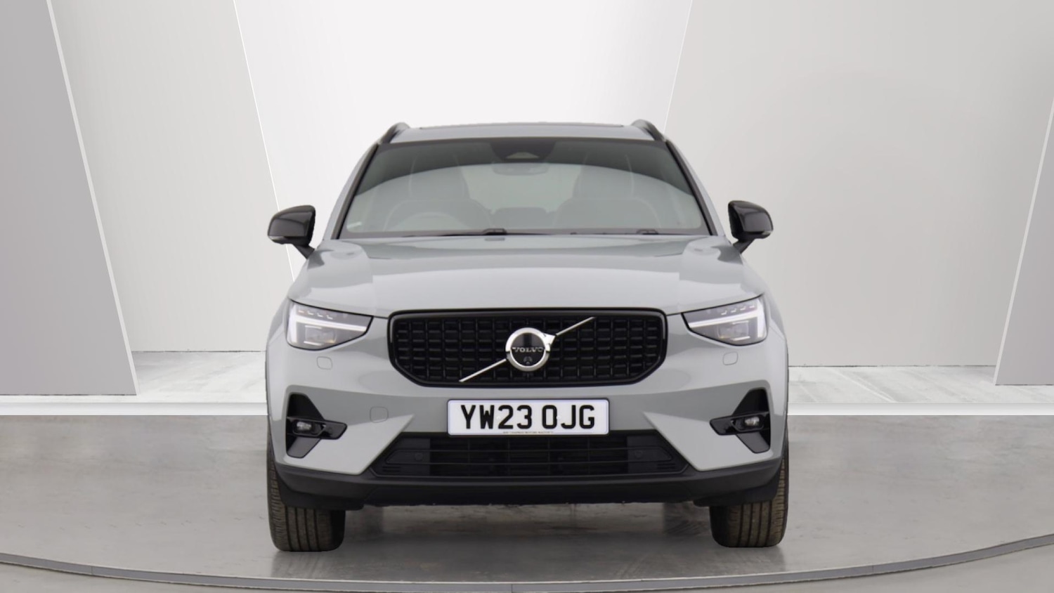 Used Volvo XC40 2023 for sale - 76158568: Photo 8