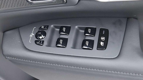 Used Volvo V90 2025 for sale - 76189743: Photo 30