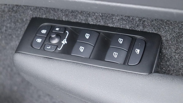 Used Volvo XC40 2021 for sale - 76270686: Photo 24