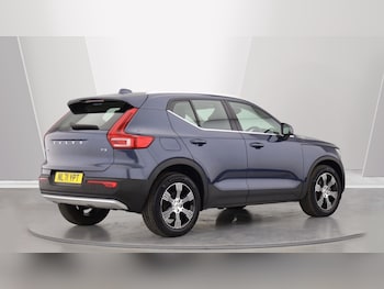 Used Volvo XC40 2021 for sale - 76270686: Photo 2