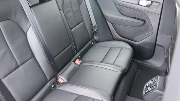 Used Volvo XC40 2021 for sale - 76270686: Photo 6