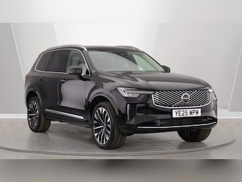 2025 (25) - B5 (P) AWD Ultra Bright, 7 Seats (Sunroof, Pilot Assist, Leather, BLIS) 5-Door
