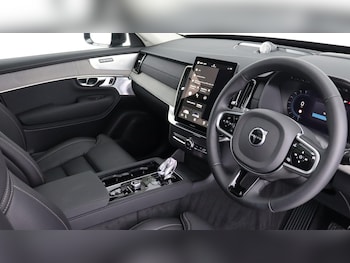 Used Volvo XC90 2025 for sale - 75311227: Photo