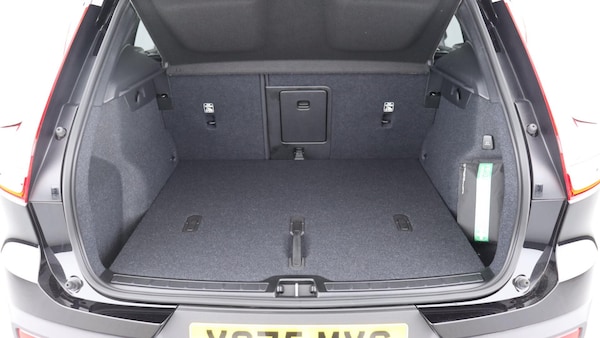 Used Volvo XC40 2025 for sale - 76283331: Photo 13
