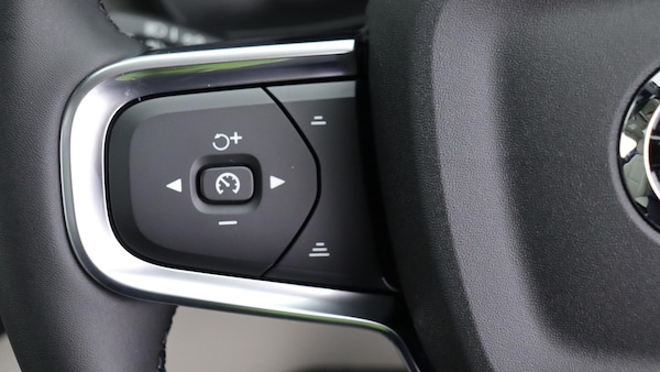 Used Volvo XC40 2025 for sale - 76283331: Photo 21