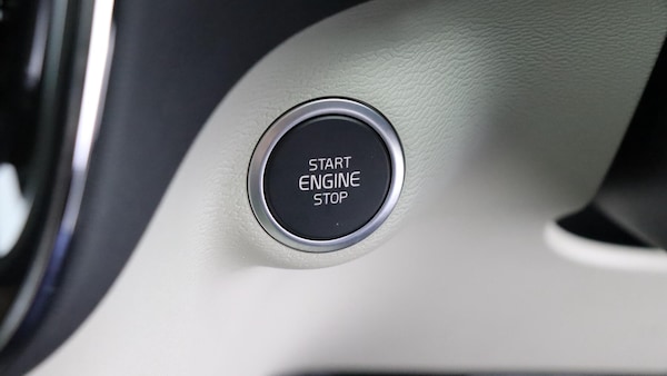 Used Volvo XC40 2025 for sale - 76283331: Photo 27