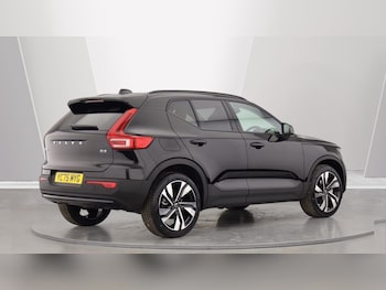 Used Volvo XC40 2025 for sale - 76283331: Photo 2