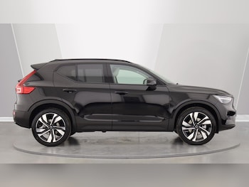 Used Volvo XC40 2025 for sale - 76283331: Photo 3