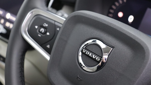Used Volvo XC40 2025 for sale - 76283331: Photo 47