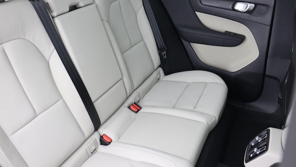 Used Volvo XC40 2025 for sale - 76283331: Photo 6
