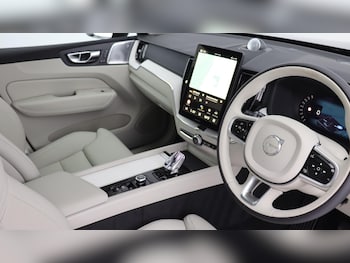 Used Volvo XC60 2025 for sale - 75857576: Photo