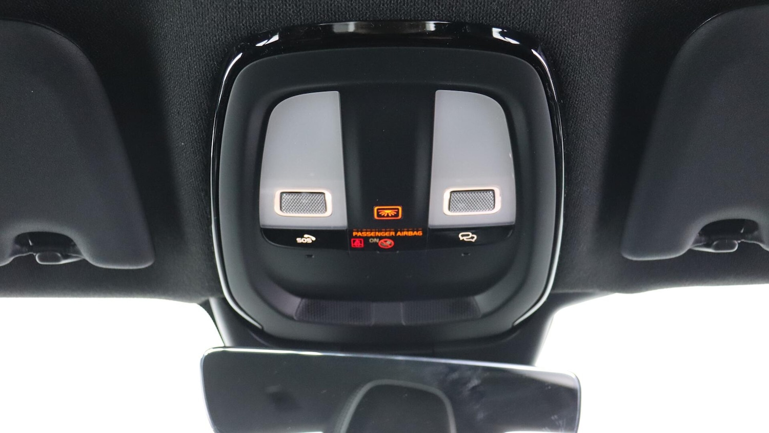 Used Volvo XC40 2025 for sale - 76084008: Photo 28