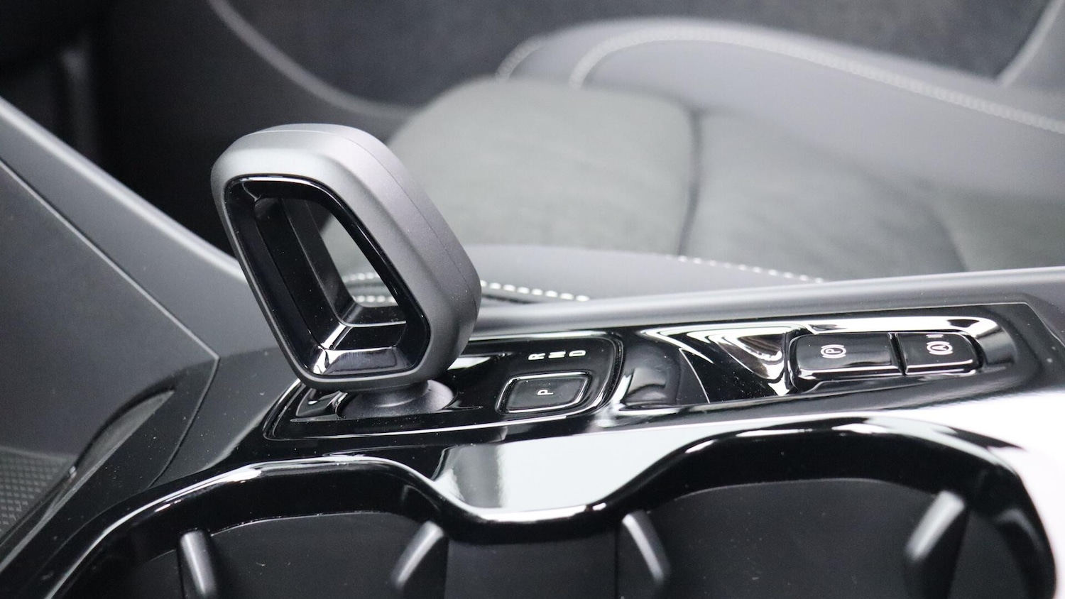 Used Volvo XC40 2025 for sale - 76084008: Photo 45