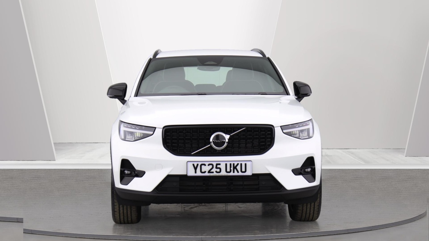 Used Volvo XC40 2025 for sale - 76084008: Photo 8