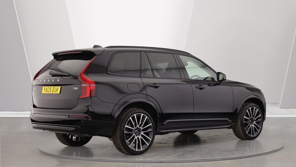 Used Volvo XC90 2025 for sale - 76283757: Photo 2