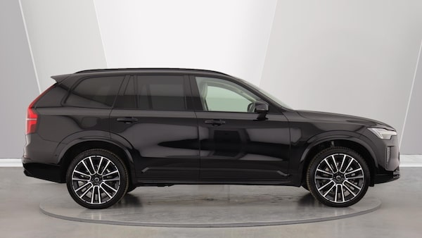 Used Volvo XC90 2025 for sale - 76283757: Photo 3