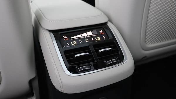 Used Volvo XC90 2025 for sale - 76283757: Photo 42