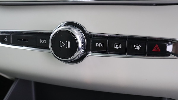 Used Volvo XC90 2025 for sale - 76283757: Photo 48