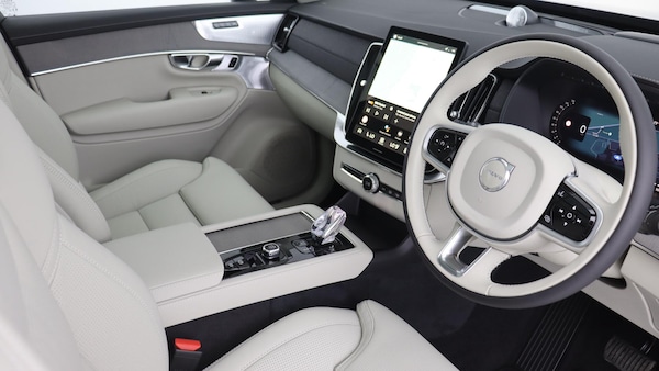 Used Volvo XC90 2025 for sale - 76283757: Photo 4
