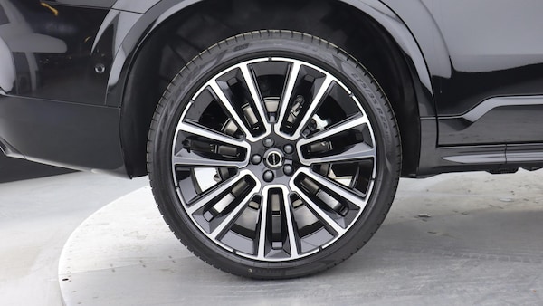 Used Volvo XC90 2025 for sale - 76283757: Photo 9