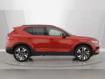 Used Volvo XC40 2025 for sale - 76137545: Photo 3