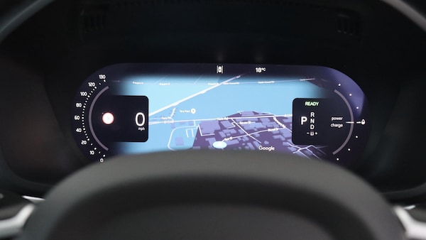 Used Volvo XC60 2025 for sale - 75708106: Photo 11