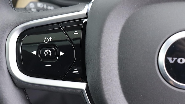 Used Volvo XC60 2025 for sale - 75708106: Photo 21