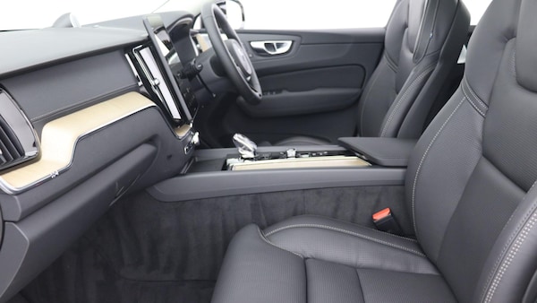 Used Volvo XC60 2025 for sale - 75708106: Photo 44