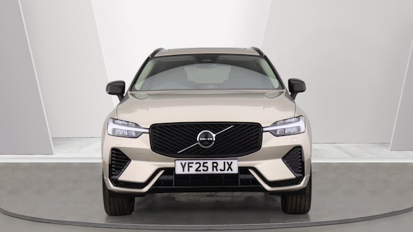 Used Volvo XC60 2025 for sale - 75708106: Photo 8
