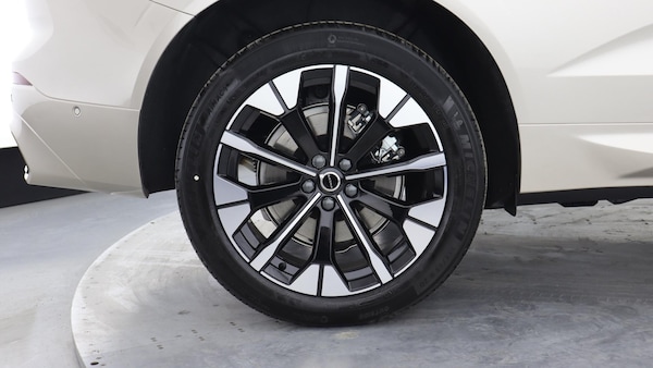 Used Volvo XC60 2025 for sale - 75708106: Photo 9