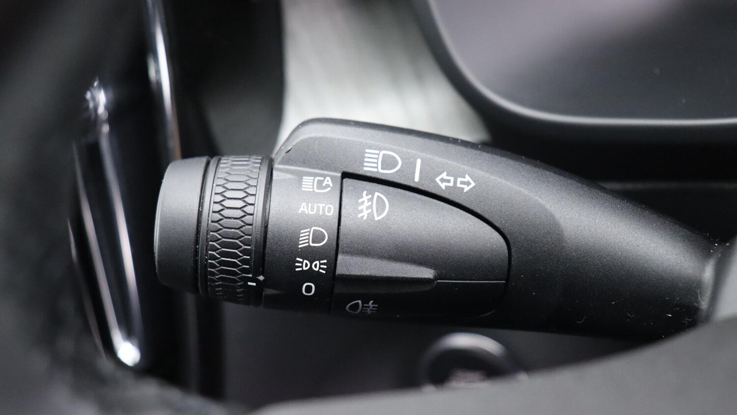 Used Volvo XC40 2025 for sale - 75990911: Photo 20