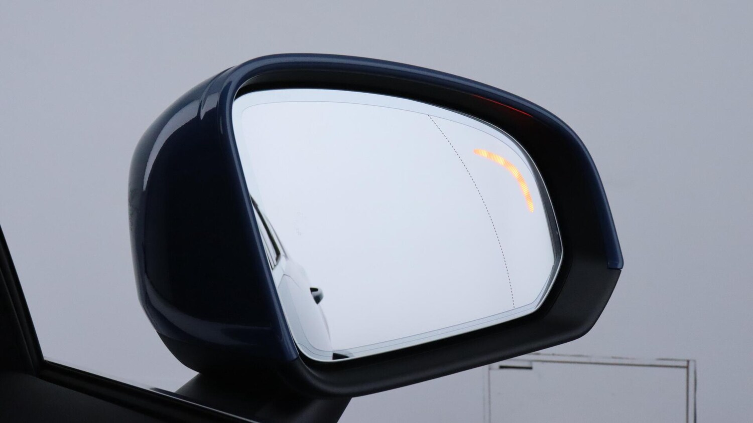 Used Volvo XC40 2025 for sale - 75990911: Photo 32