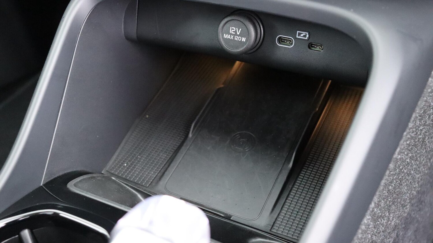 Used Volvo XC40 2025 for sale - 75990911: Photo 48