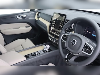 Used Volvo XC60 2025 for sale - 75949835: Photo