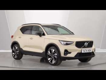 2024 (74) - B3 (P) Ultra Dark (Sunroof, Pilot Assist, 20' Alloys, BLIS) 5-Door