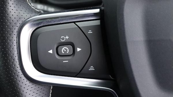 Used Volvo XC40 2018 for sale - 76250995: Photo 21