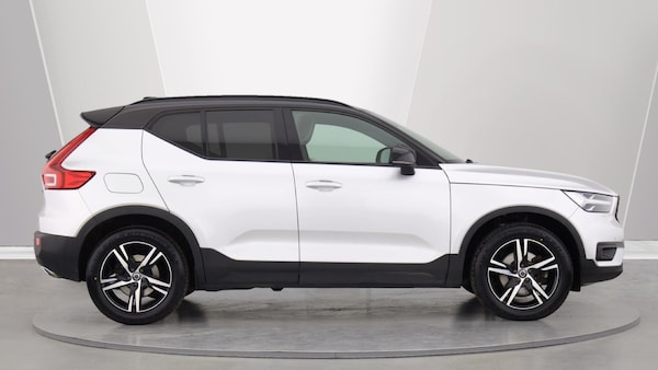 Used Volvo XC40 2018 for sale - 76250995: Photo 3