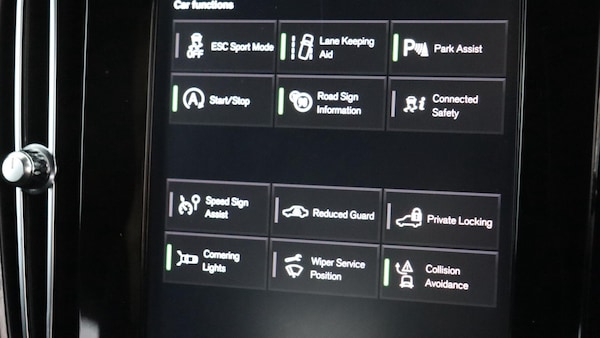 Used Volvo XC40 2018 for sale - 76250995: Photo 51
