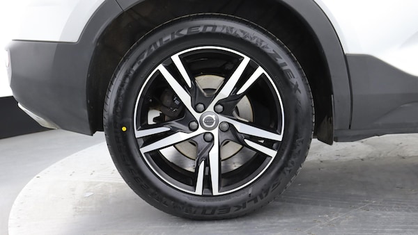 Used Volvo XC40 2018 for sale - 76250995: Photo 9
