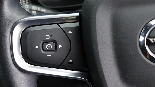 Used Volvo XC40 2021 for sale - 75729117: Photo 21