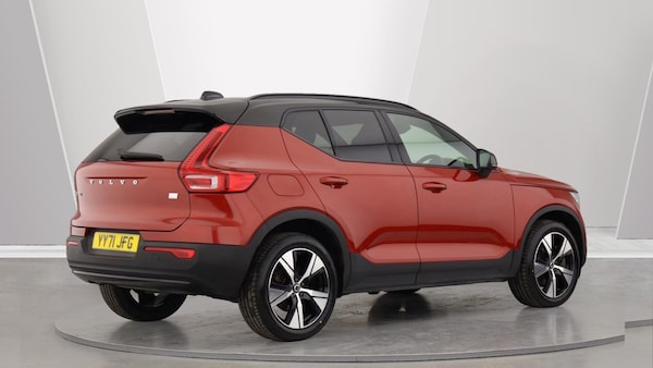 Used Volvo XC40 2021 for sale - 75729117: Photo 2