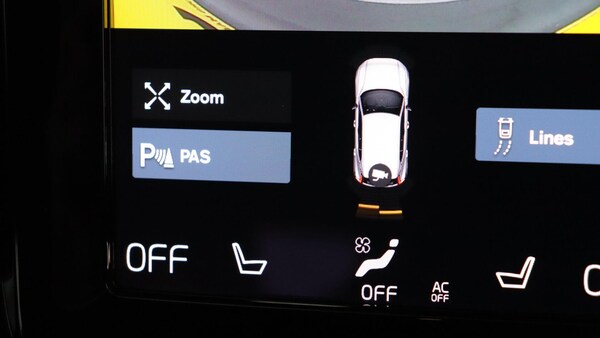 Used Volvo XC40 2021 for sale - 75729117: Photo 31