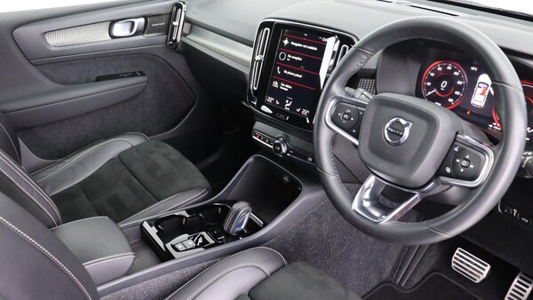 Used Volvo XC40 2021 for sale - 75729117: Photo 4