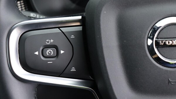 Used Volvo XC40 2025 for sale - 75769598: Photo 21