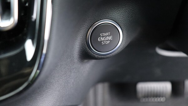 Used Volvo XC40 2025 for sale - 75769598: Photo 27
